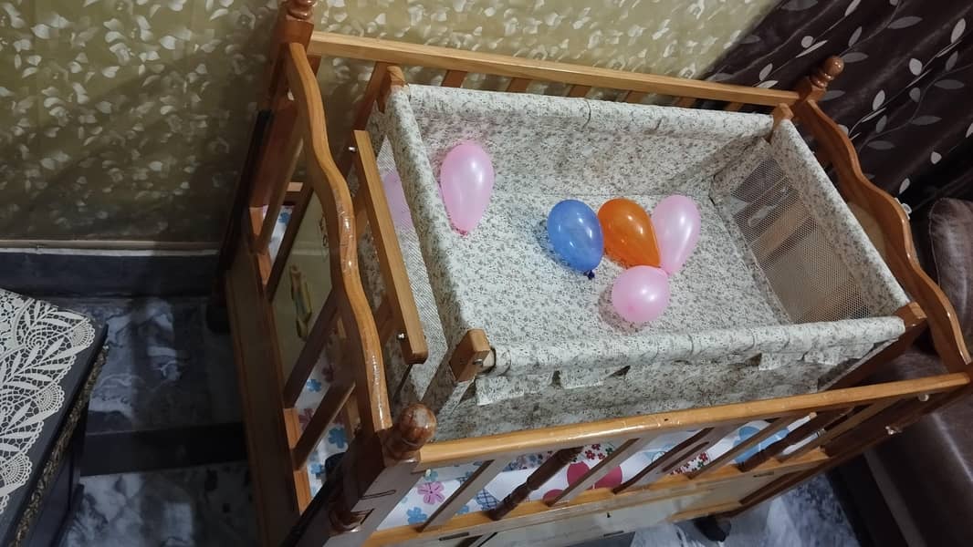 baby cot with bed 2
