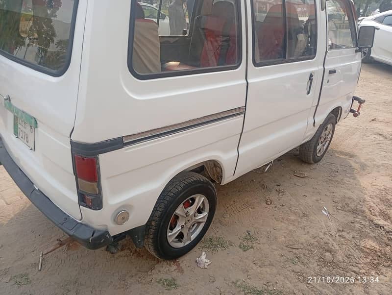 Suzuki Bolan 2015 4
