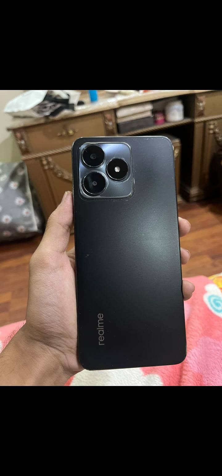 Realme C53 0