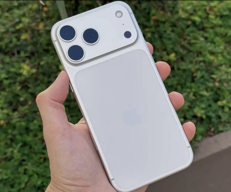 Apple iPhone 17 Pro Max 0
