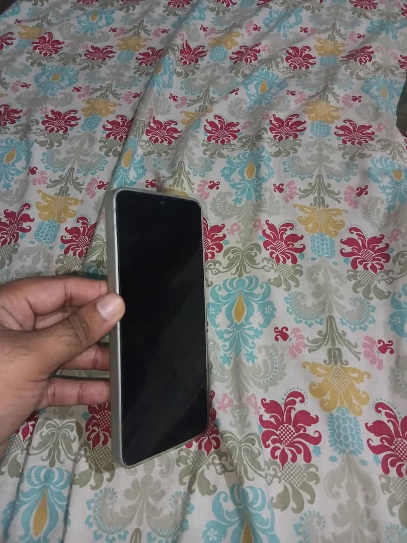 Samsung A06 0