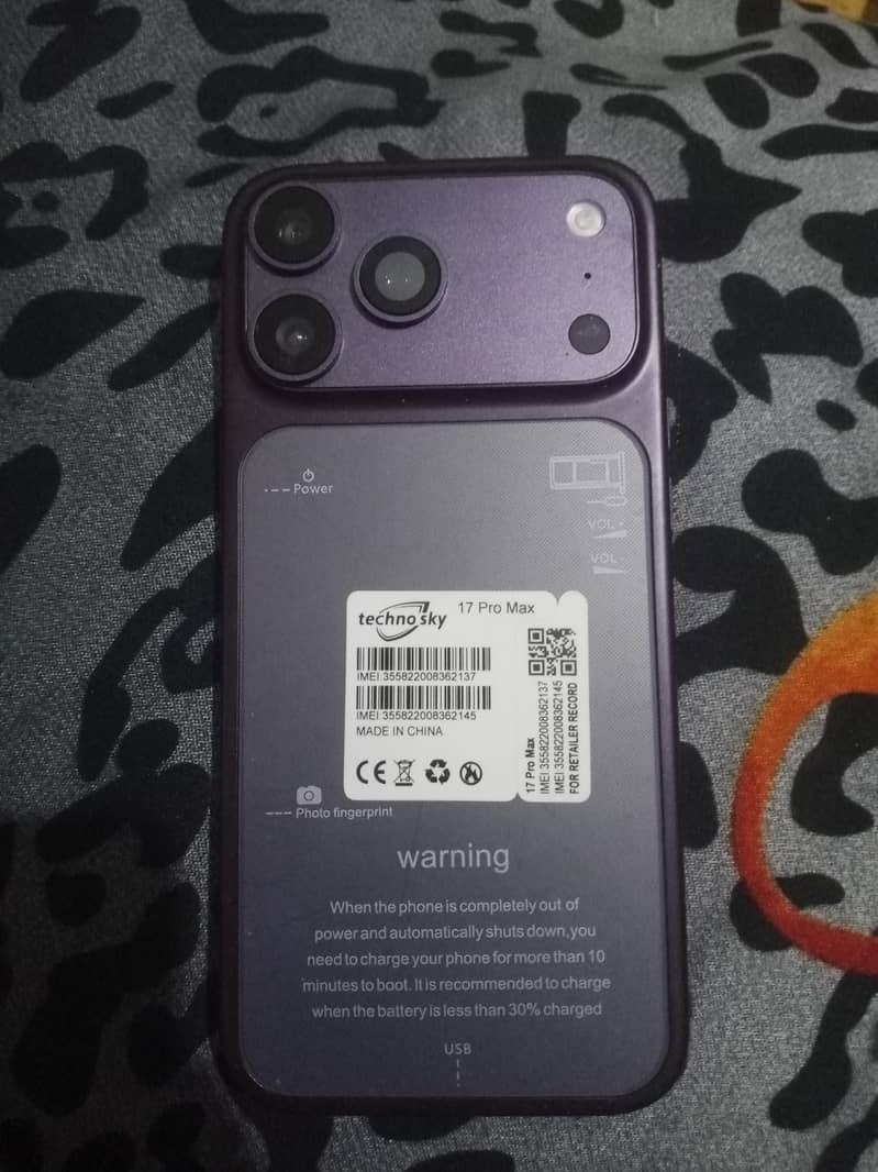 Apple iPhone 17 Pro Max 1