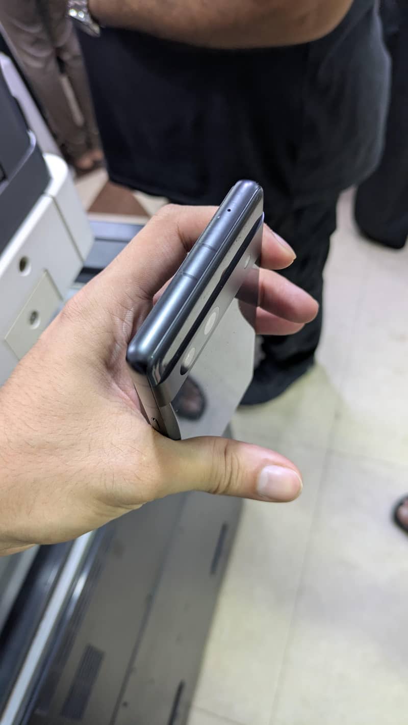 Google Pixel 7a 2