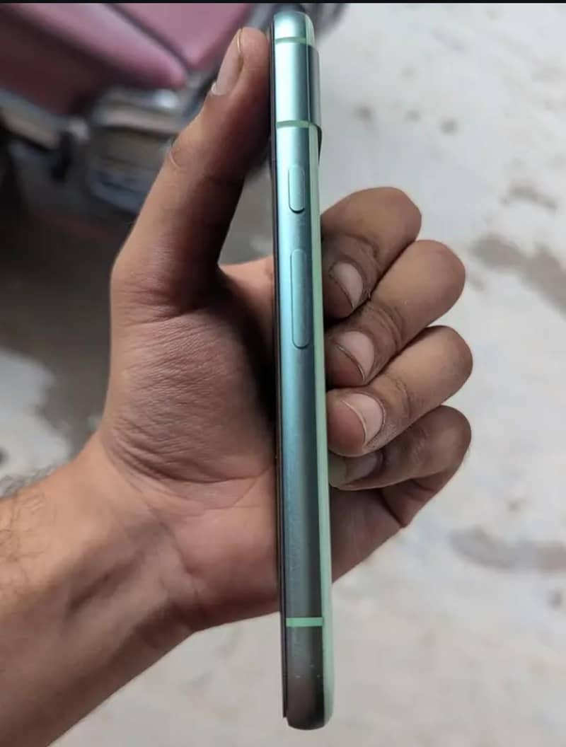 Google Pixel 8a 1