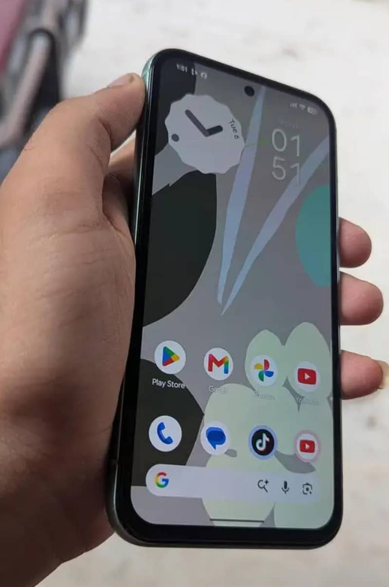 Google Pixel 8a 4