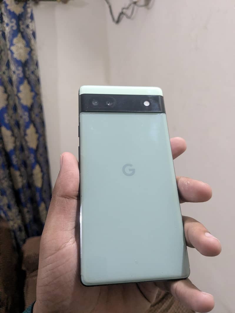 Google Pixel 6a 1