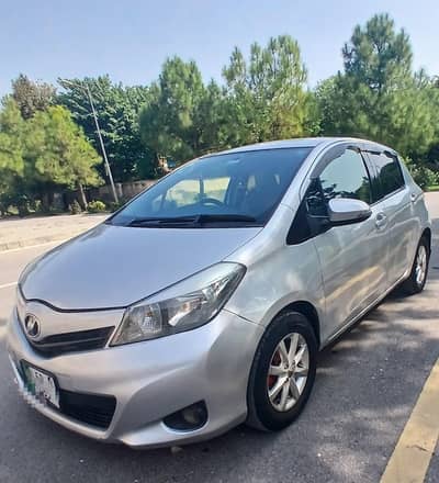 Toyota Vitz 2011
