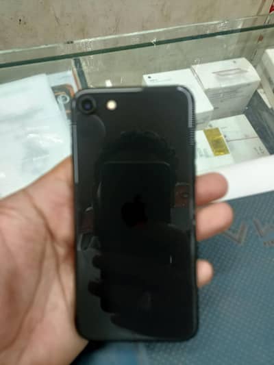 Apple iPhone SE