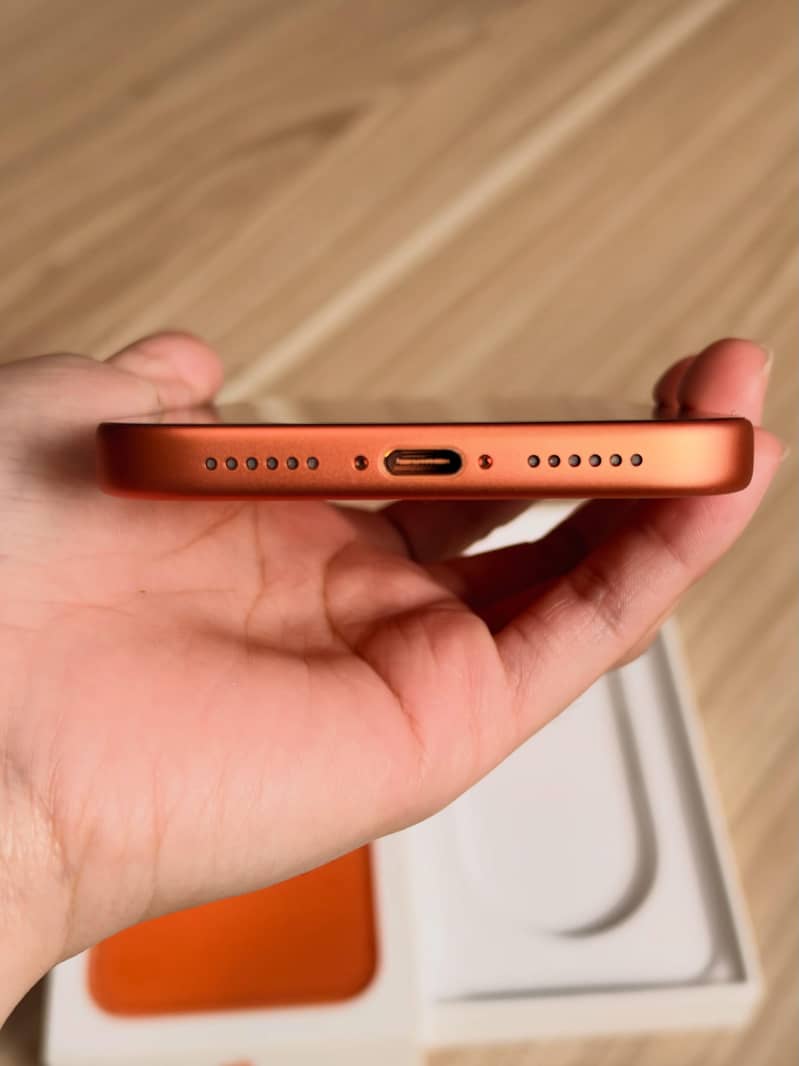 Apple iPhone 17 Pro Max 2