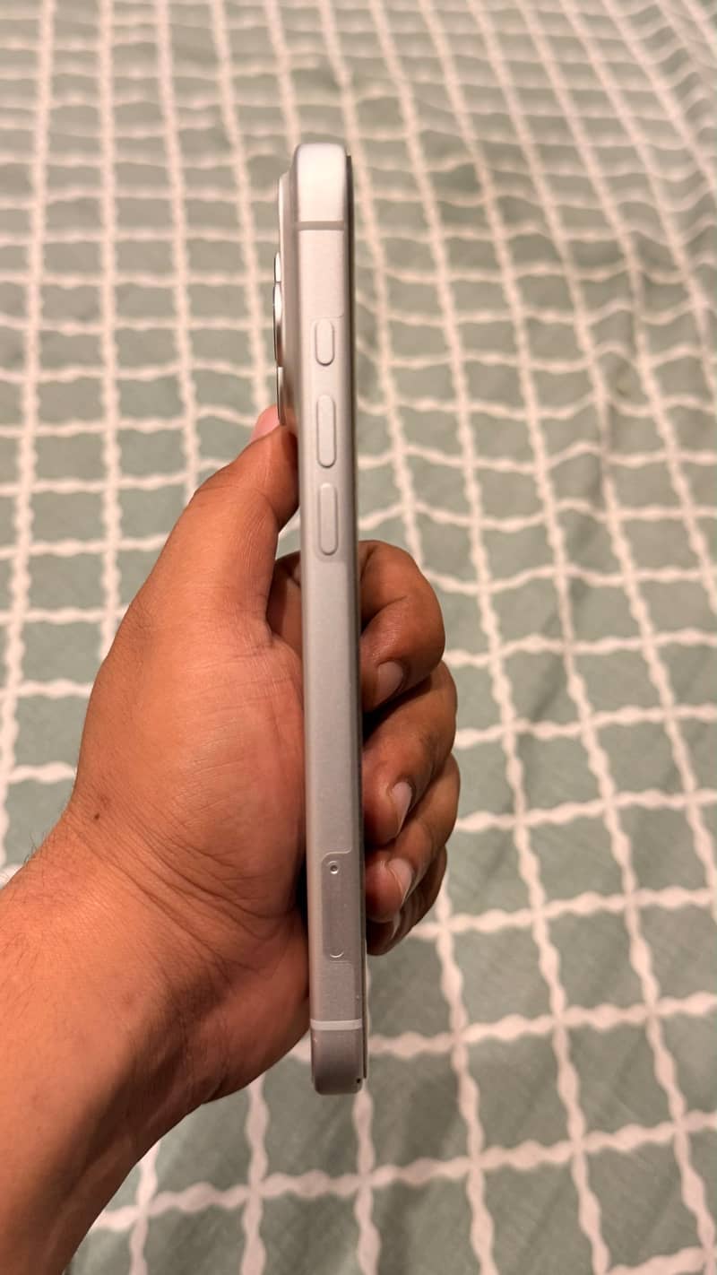 Apple iPhone 17 Pro Max 2