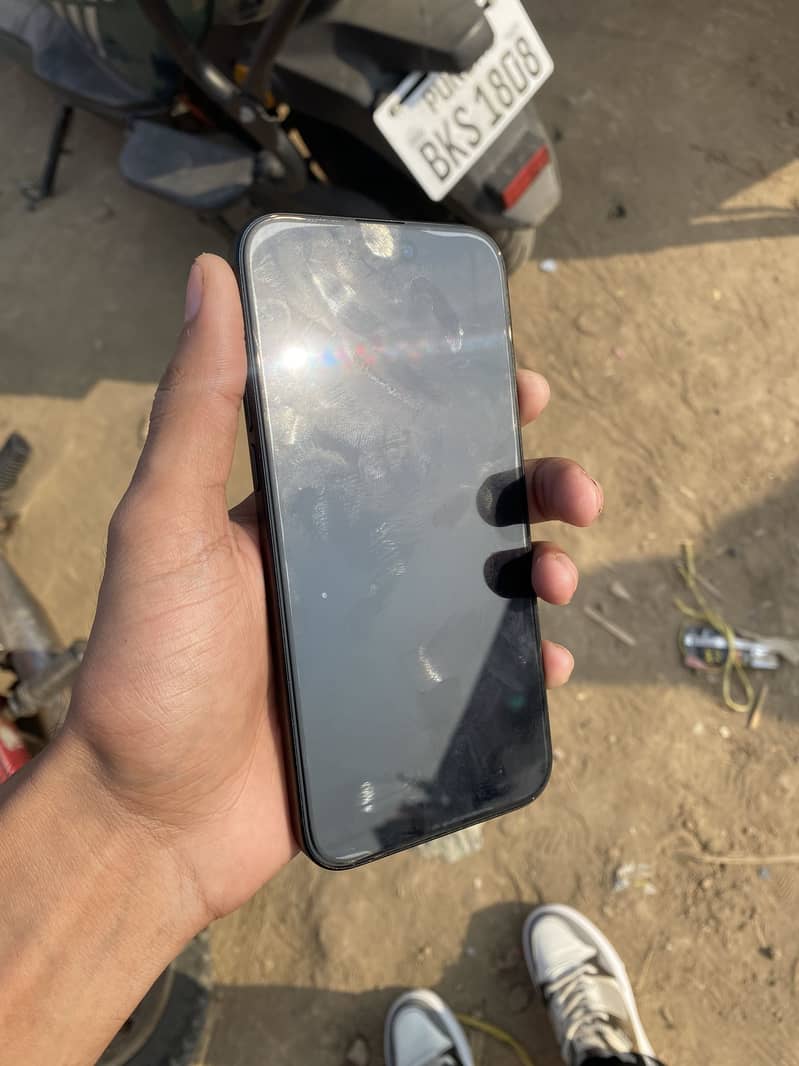 Apple iPhone 15 plus 5