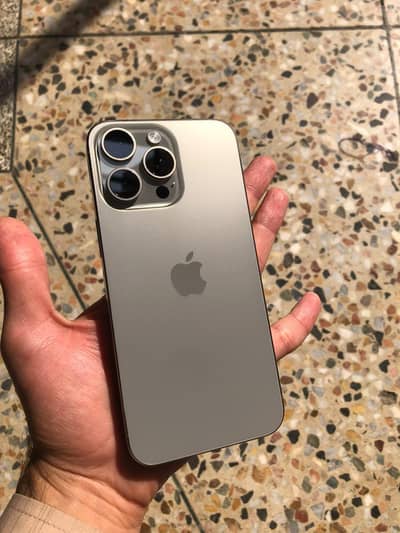 Apple iPhone 15 Pro Max