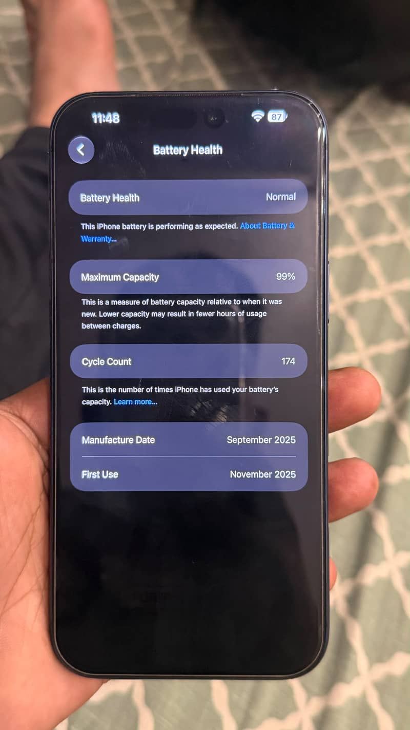 Apple iPhone 17 Pro Max 1