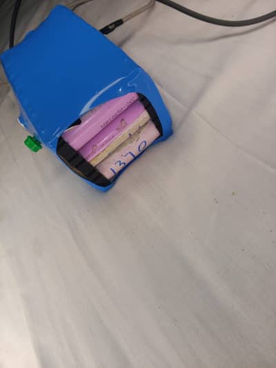 14 AH - Lithium Battery Pack with charger (BMS included)