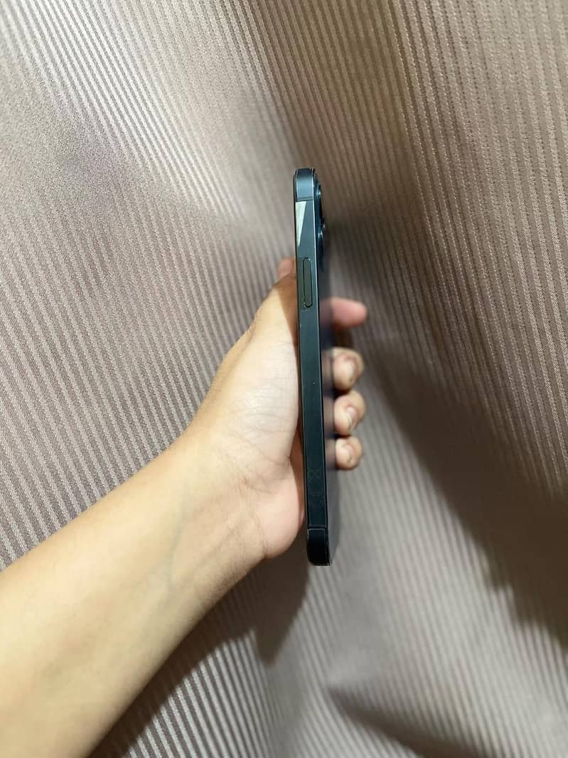 Apple iPhone 12 Pro excellent condition 3