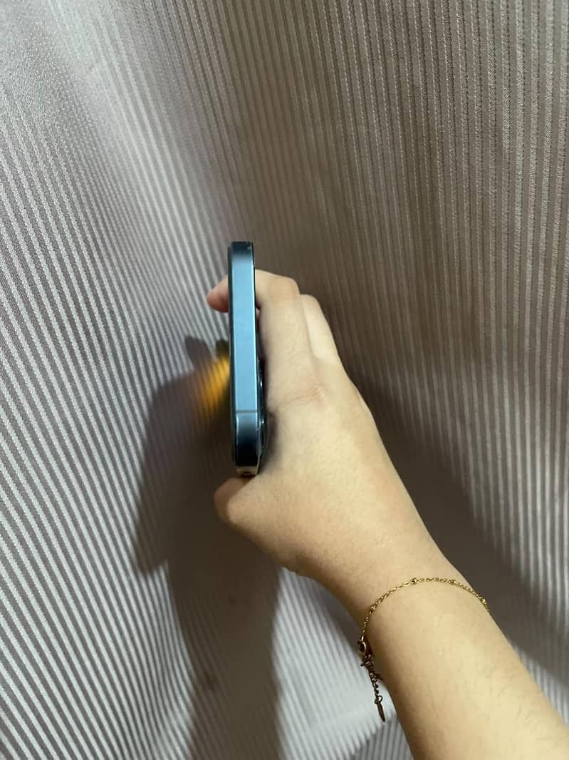 Apple iPhone 12 Pro excellent condition 4