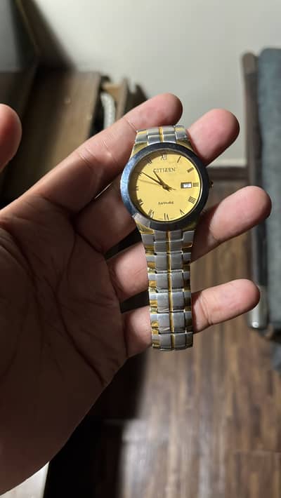 Original citizen sapphire two tone gold dial Roman date watch-vintage