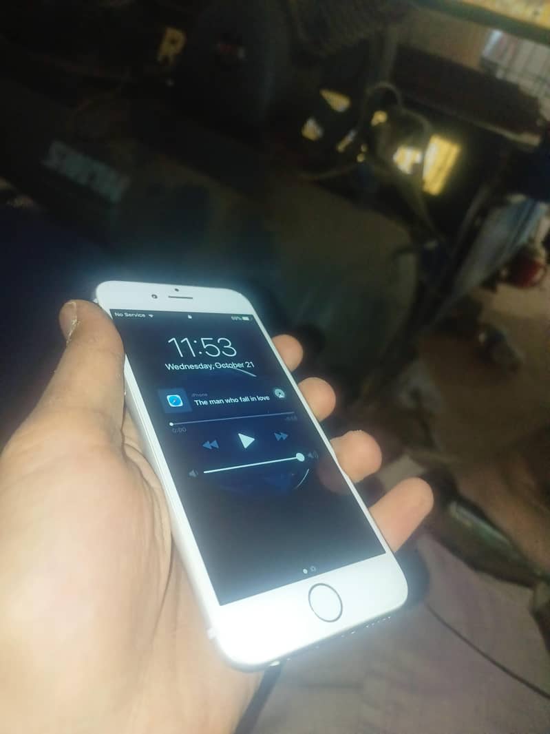 Apple iPhone 6 2