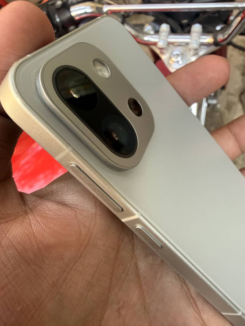 One Plus 13s 0