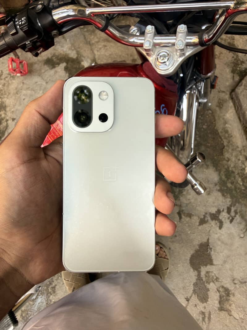 One Plus 13s 5