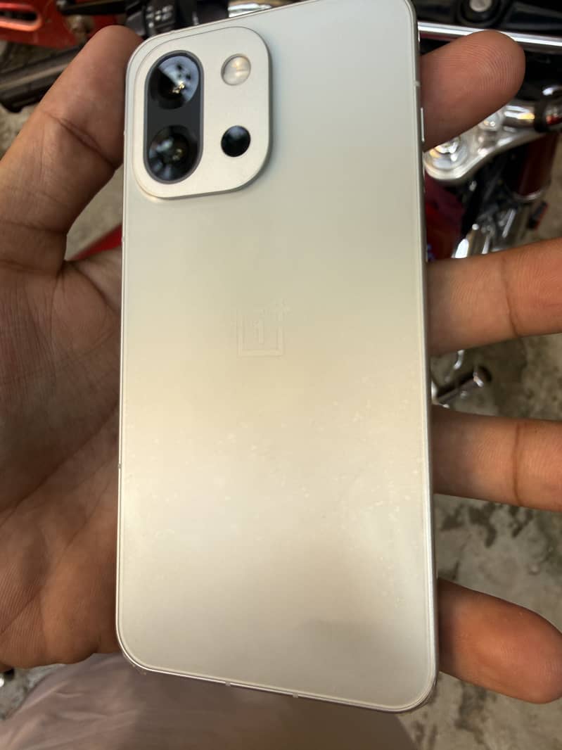 One Plus 13s 7