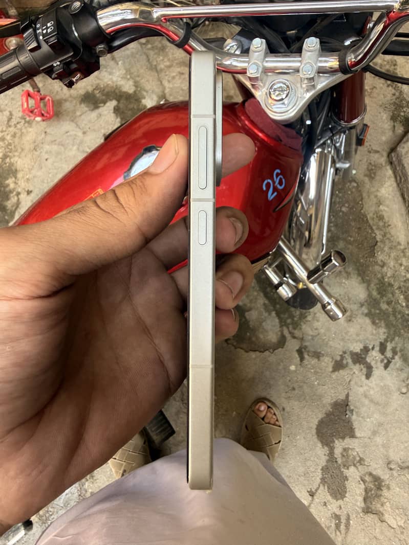 One Plus 13s 8