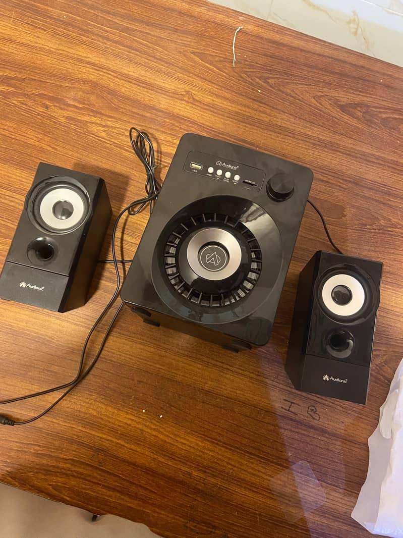 Max 230 Bluetooth speakers 0