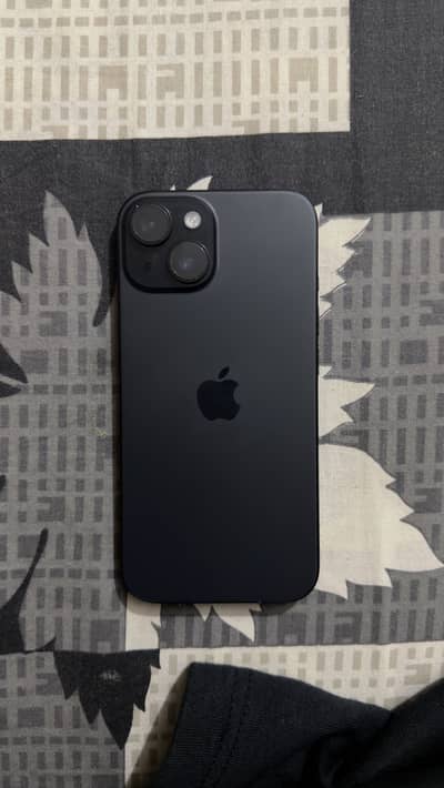 Apple iPhone 15