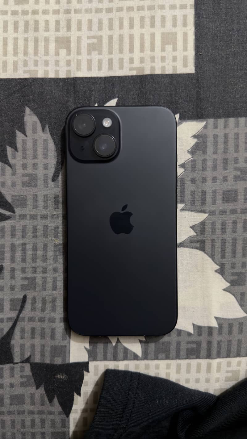 Apple iPhone 15 0