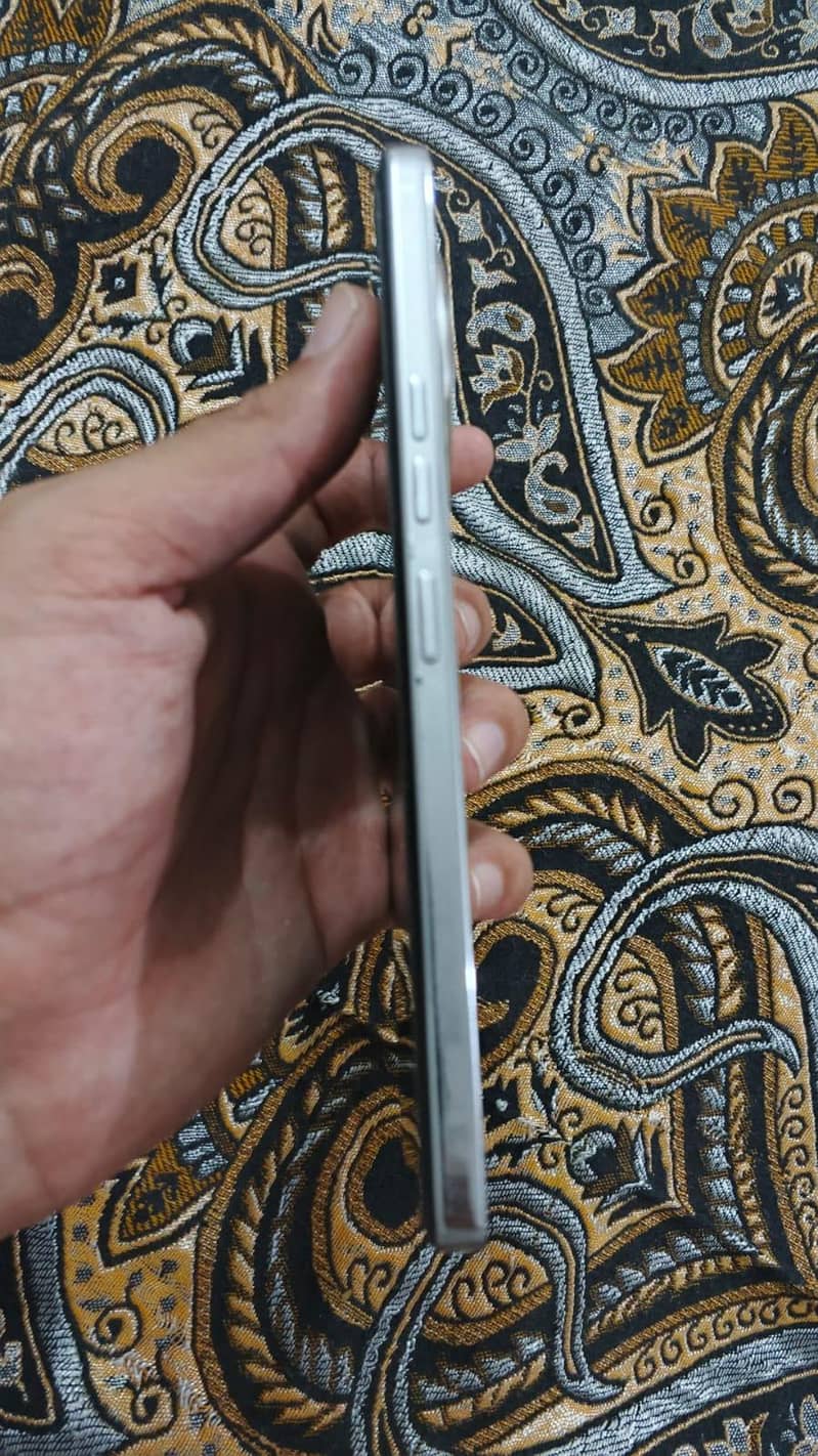 Tecno CAMON 30 2