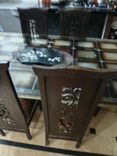Dinning Table for Sale With 6 chairs