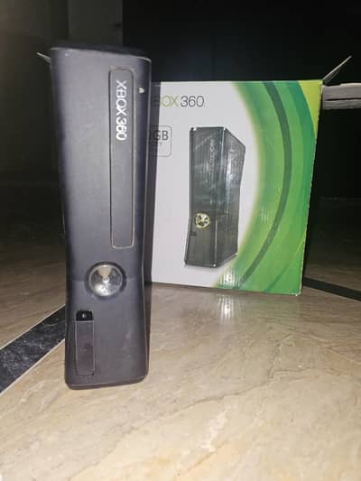 xbox 360 with free cd