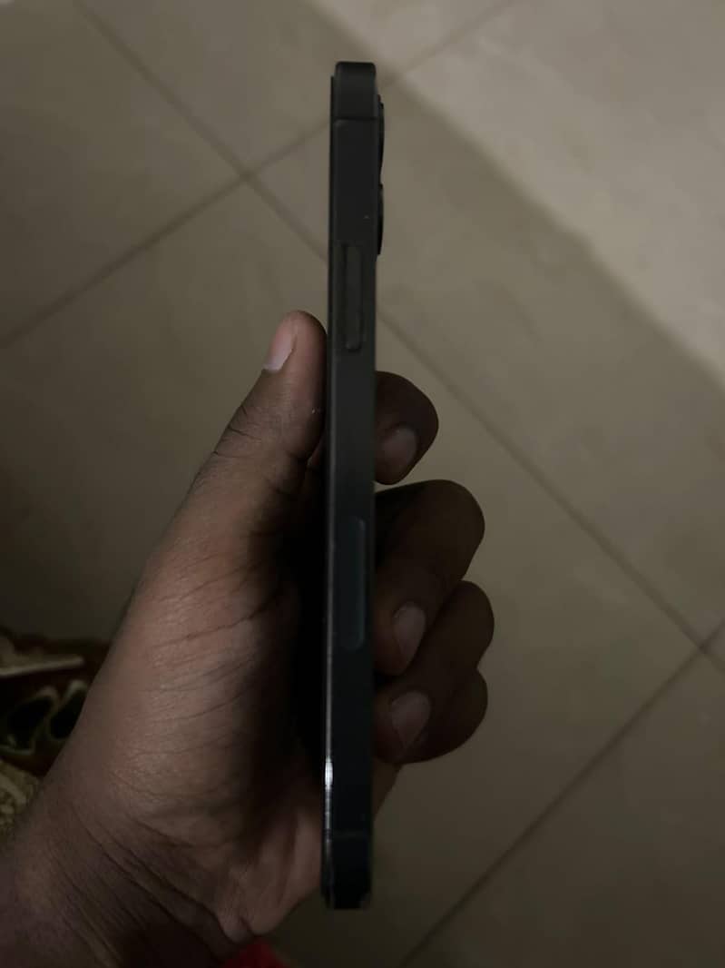 Apple iPhone 12 Pro 1
