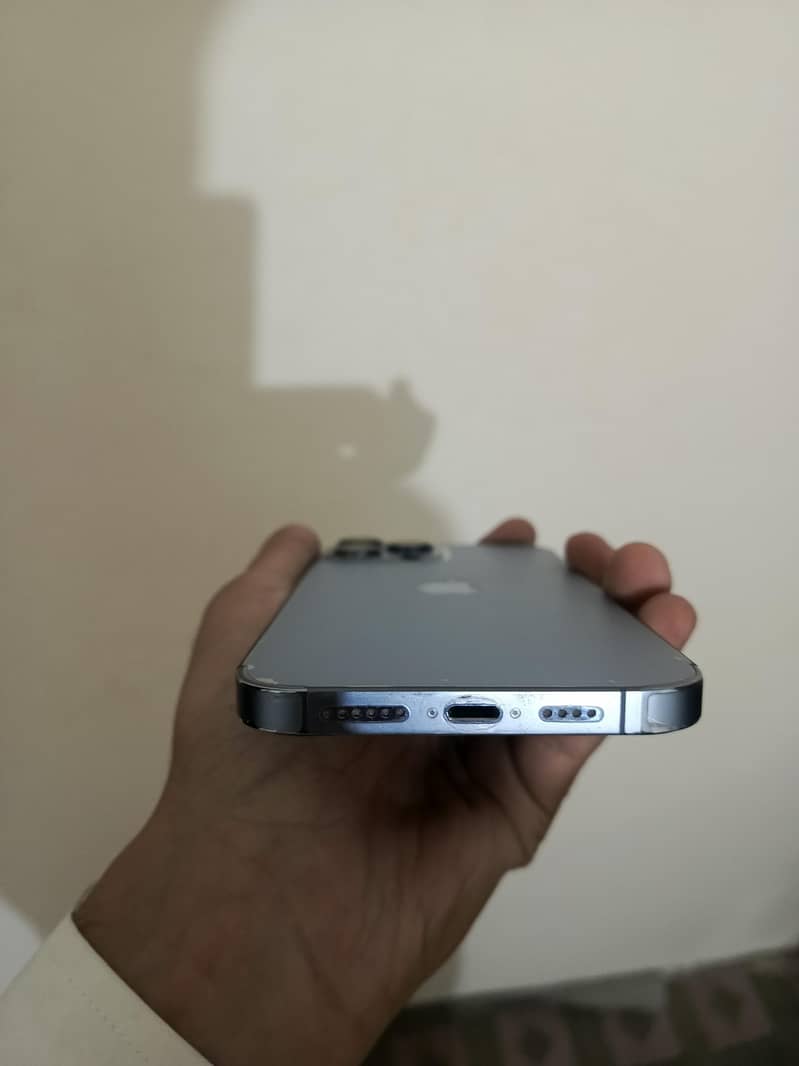 Apple iPhone 13 Pro Max factory unlock 1