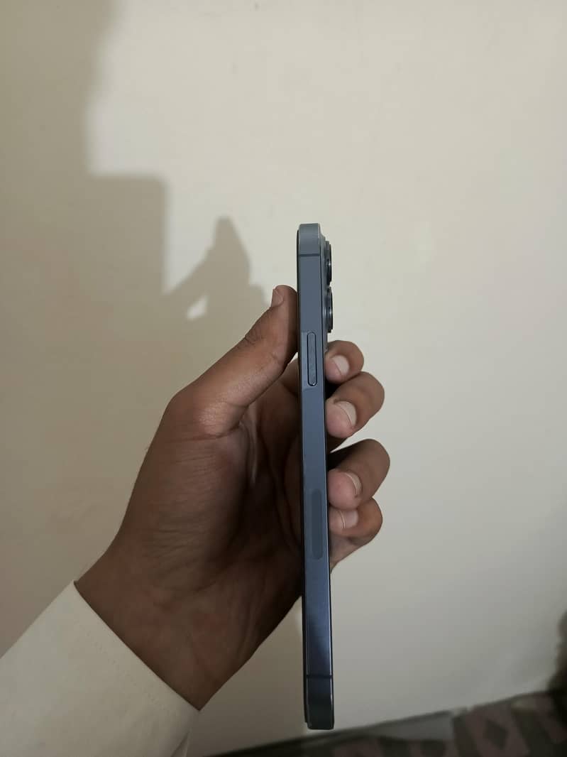 Apple iPhone 13 Pro Max factory unlock 4