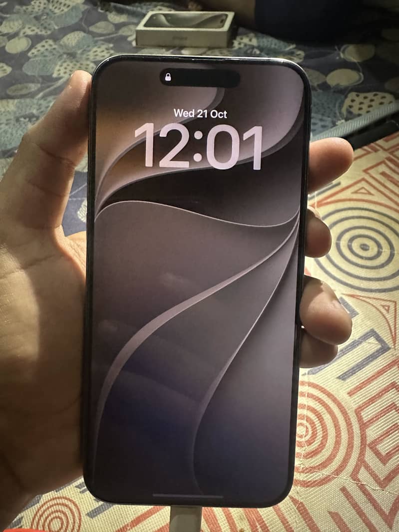 Apple iPhone 15 Pro Max 5