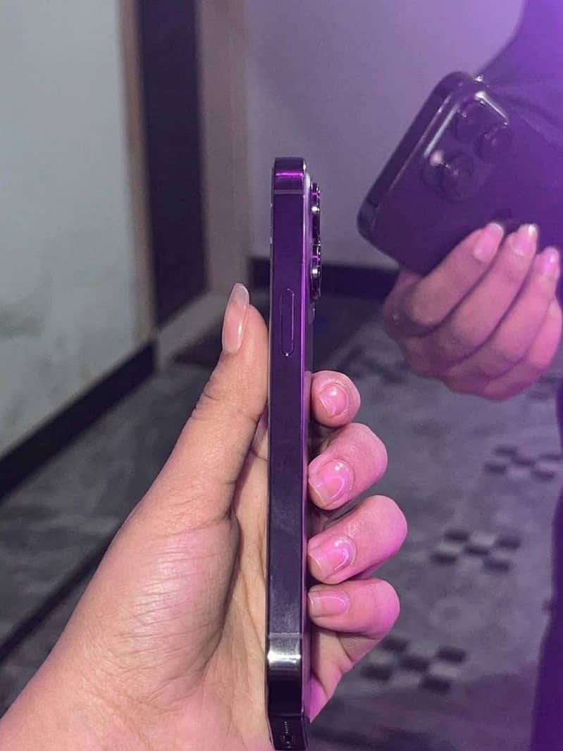 Apple iPhone 14 Pro 1