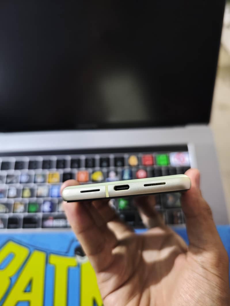 Google Pixel 7 5