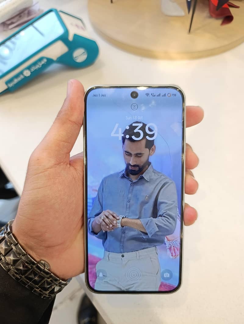 Oppo A6 Pro 1