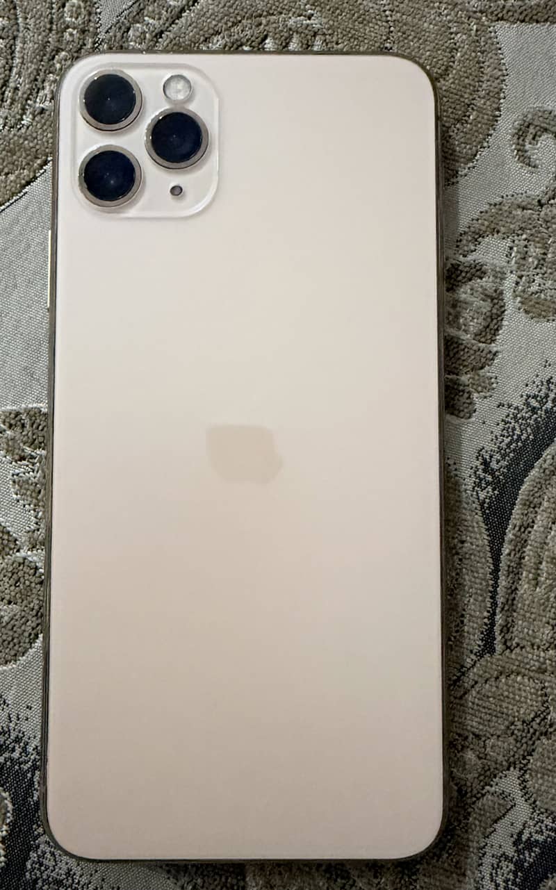 Apple iPhone 11 Pro Max 1