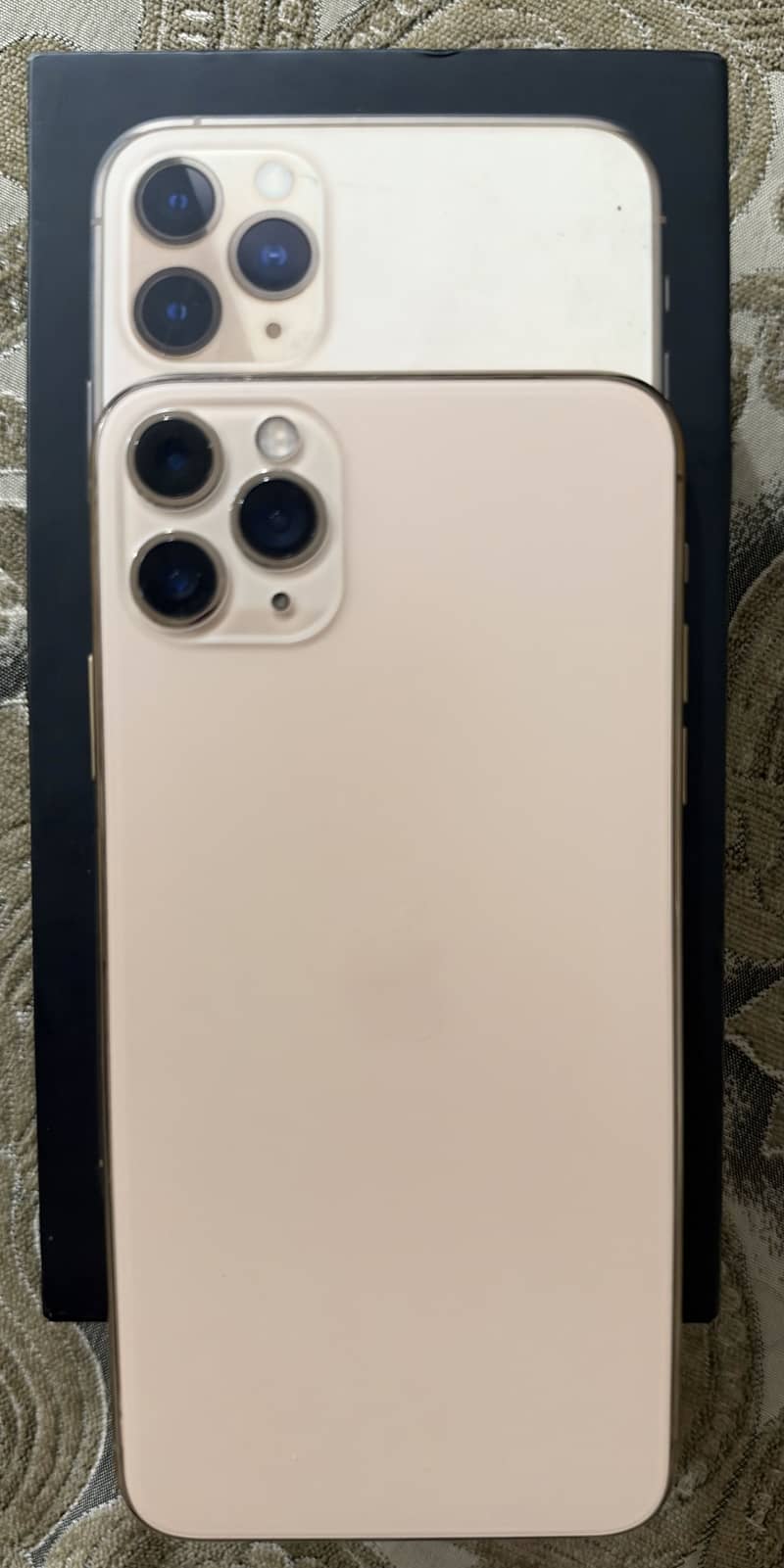 Apple iPhone 11 Pro Max 2