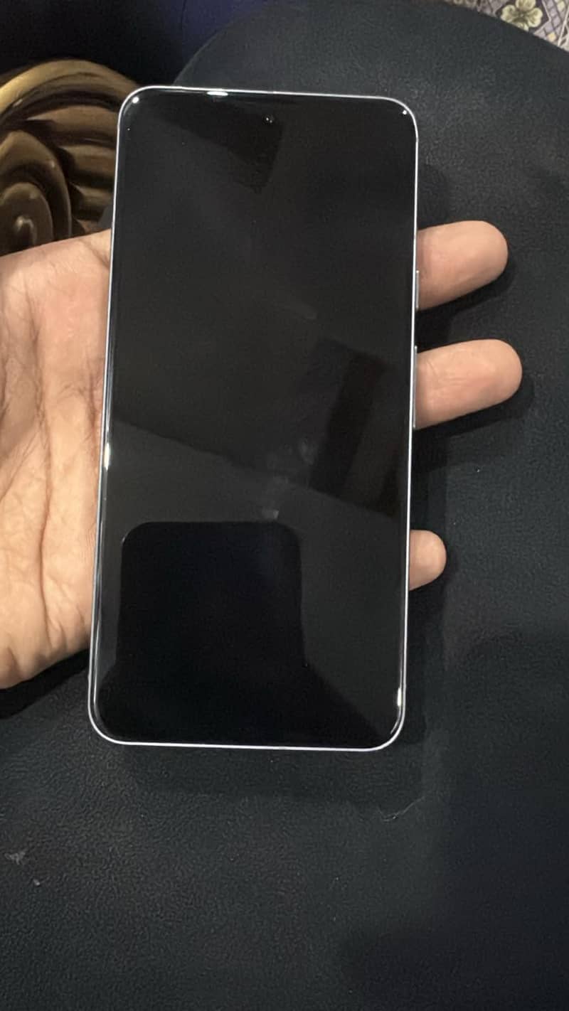 Google Pixel 8 1