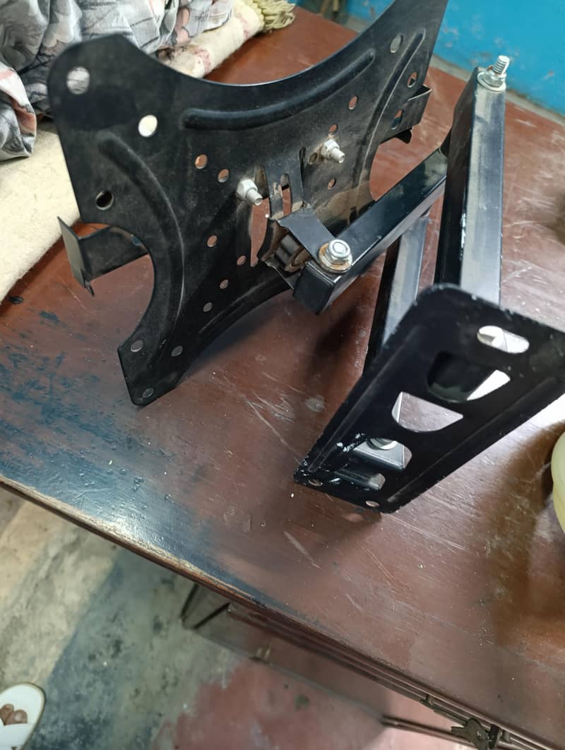 LCD wall moveable stand 2
