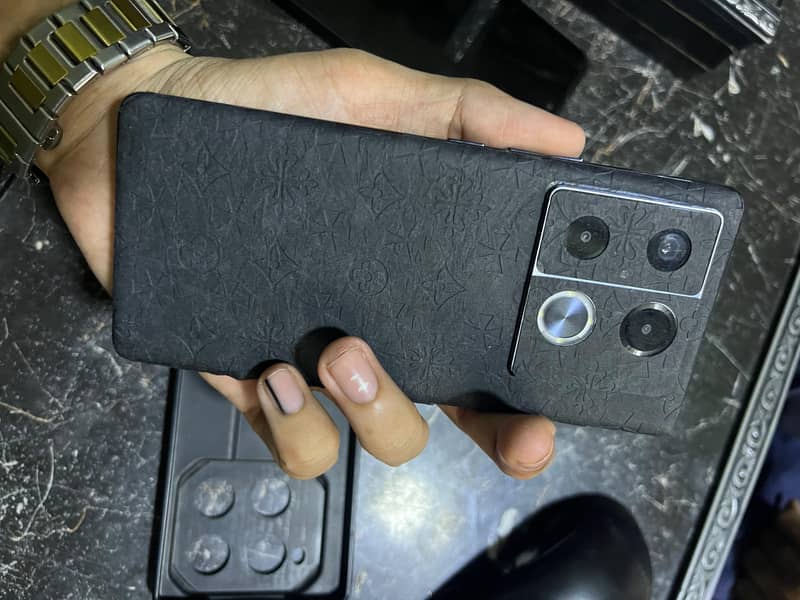 Infinix Note 40 Pro 2