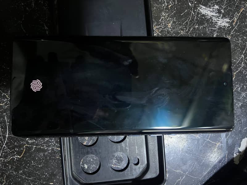 Infinix Note 40 Pro 4