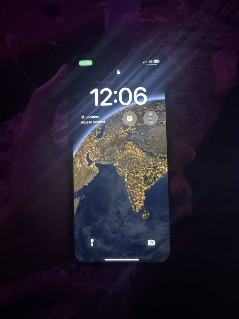 Apple iPhone XS Max 3