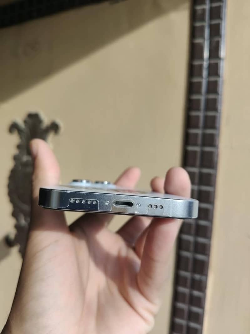 Apple iPhone 14 Pro 4