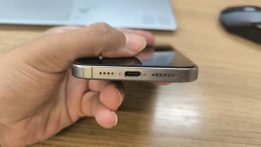 Apple iPhone 15 Pro Max JV