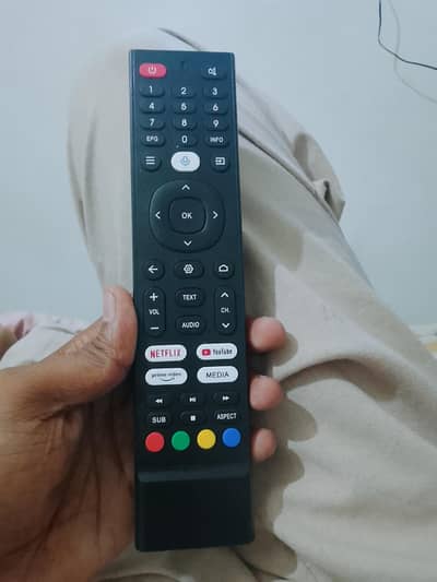 32 inch  LCD