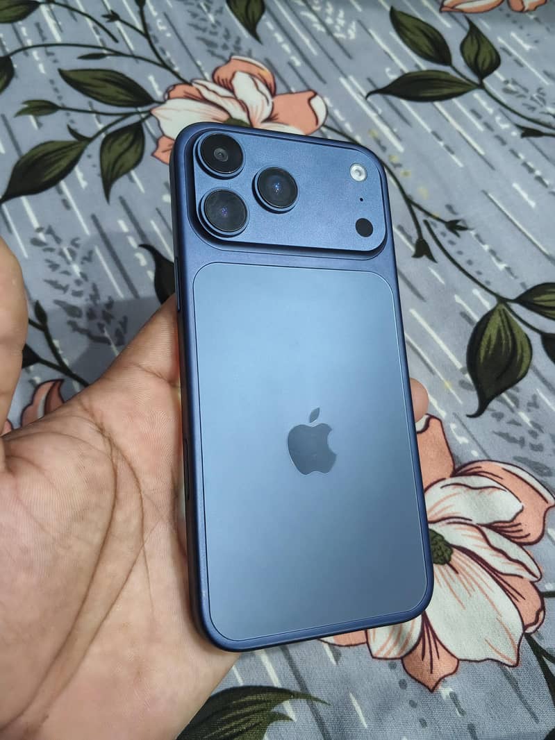 Iphone 17 pro 1
